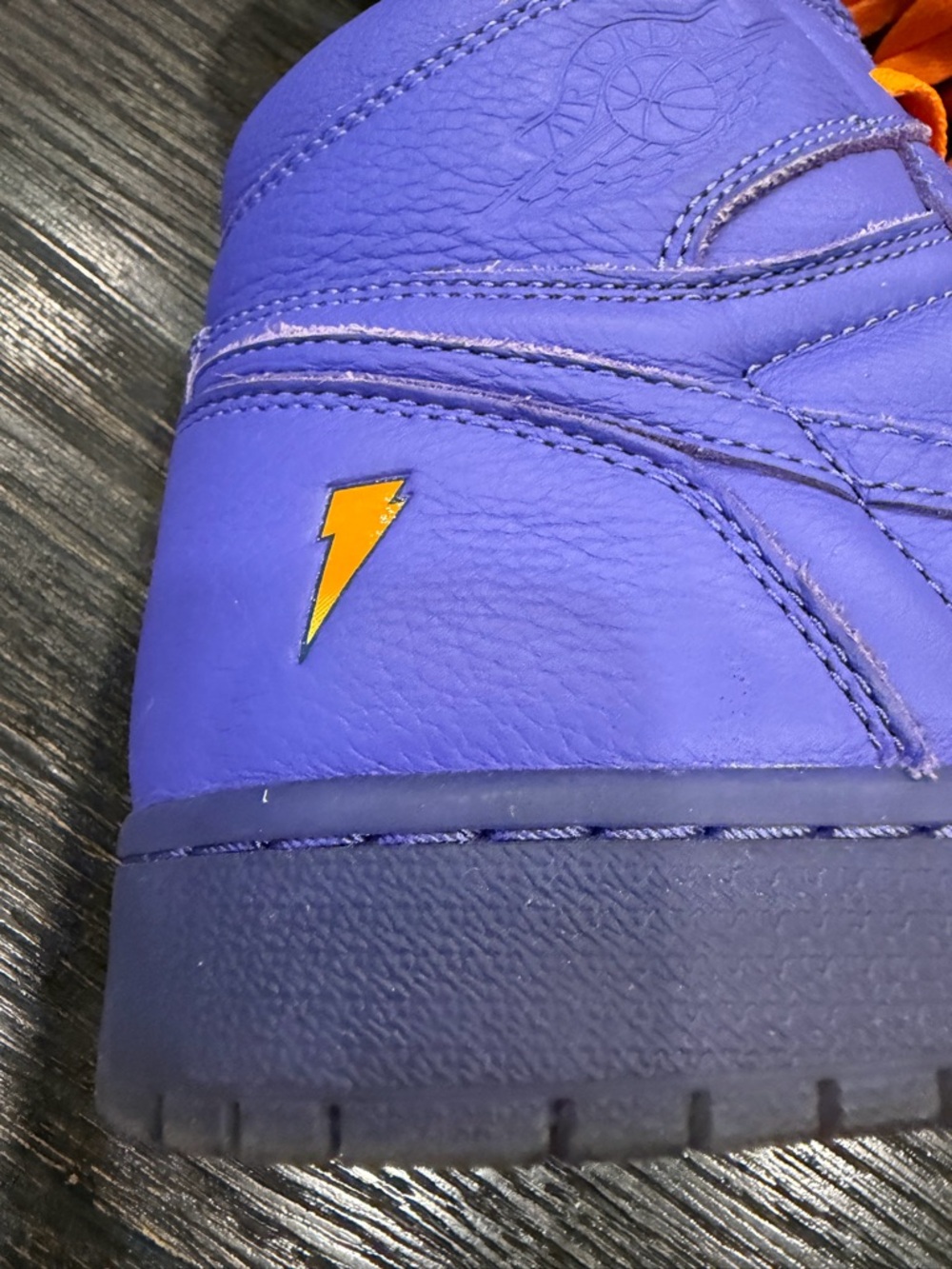 Nike Gatorade Jordan 1- size 9.5 - Picture 2 of 11